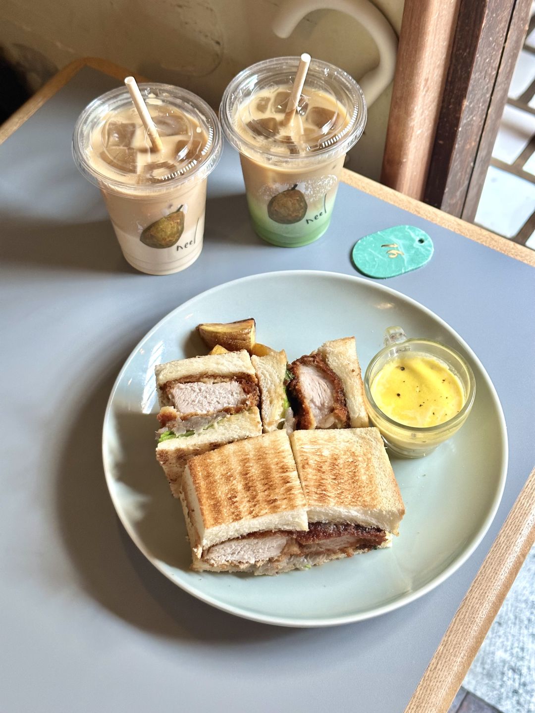 Osaka-Neel in Osaka: The super popular coffee shop