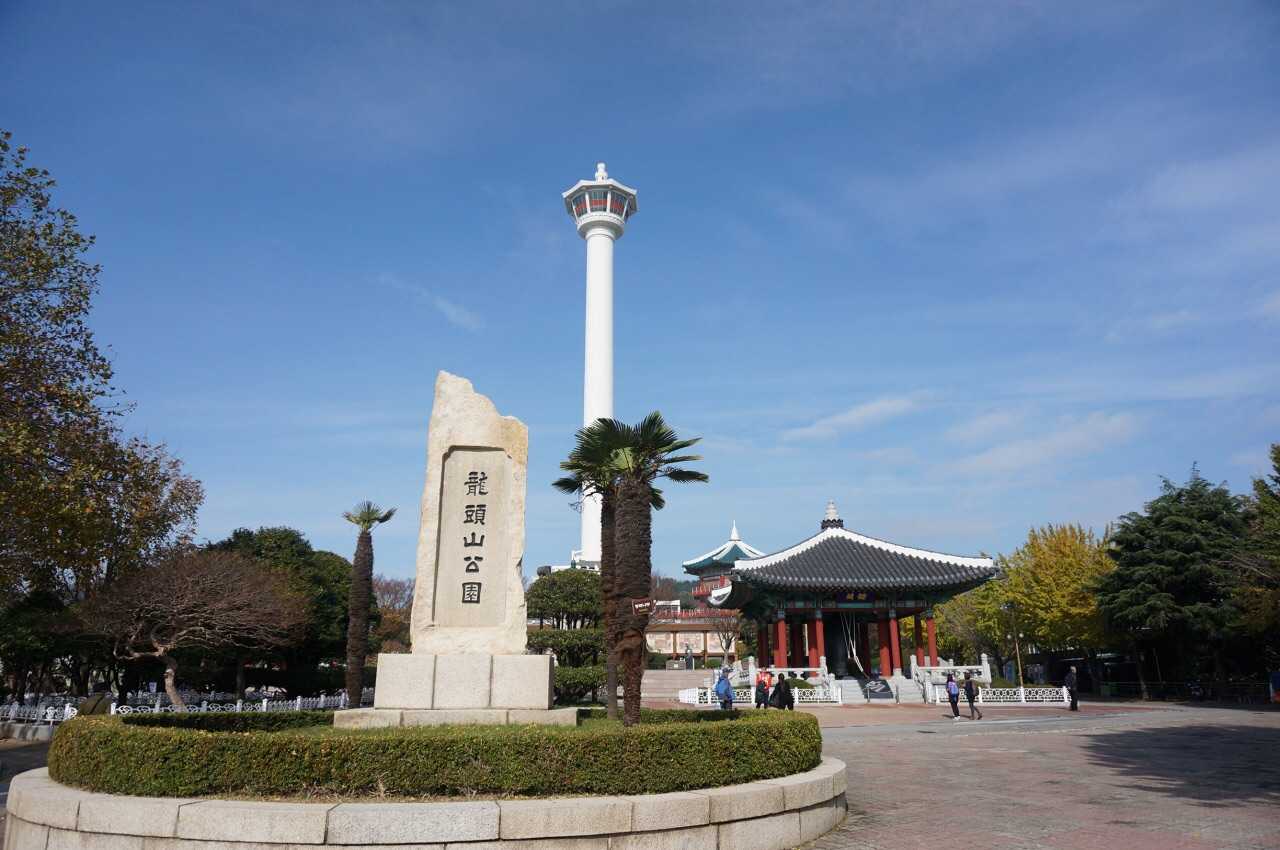 Busan/Jeju-Busan Yongdusan Park, overlooking the entire city and nearby ocean scenery