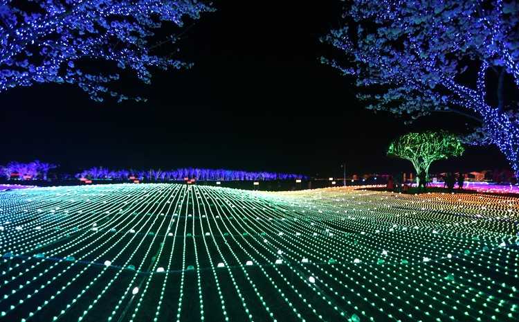 Busan/Jeju-Busan Illumination Theme Park, the largest light theme park in Korea, with a variety of performances