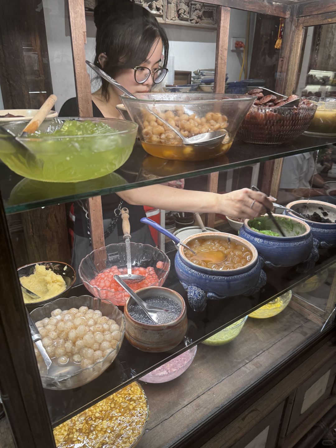 Hanoi-Loc Tai House, a delicious dessert in Hanoi, Vietnam, is very refreshing and refreshing