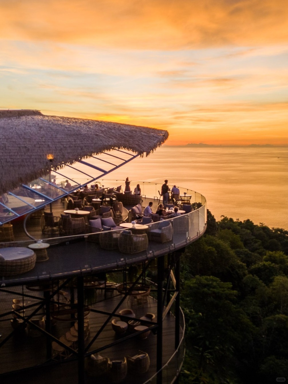 Phuket-Phuket Cliff Sunset Restaurant Tree Bay Clubhouse, 360-degree Observation Deck