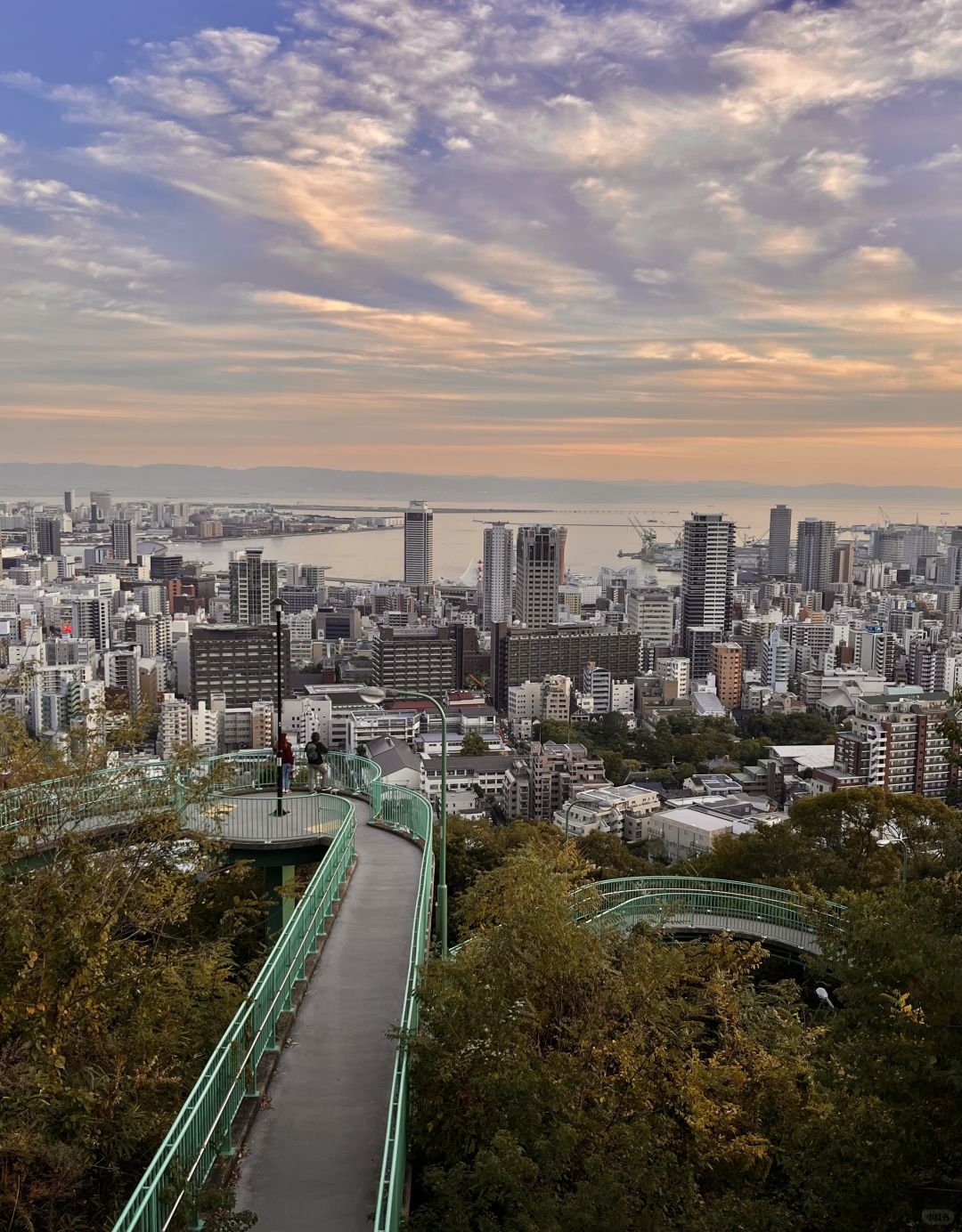 Osaka-Kobe is a huge energy field