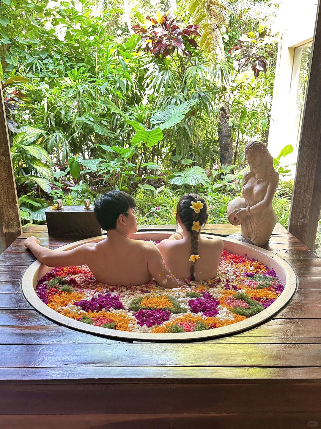 Bali-Kaveri Spa Flower Bath for Couples in Ubud, Bali, Do you want having sex in the bathtub?