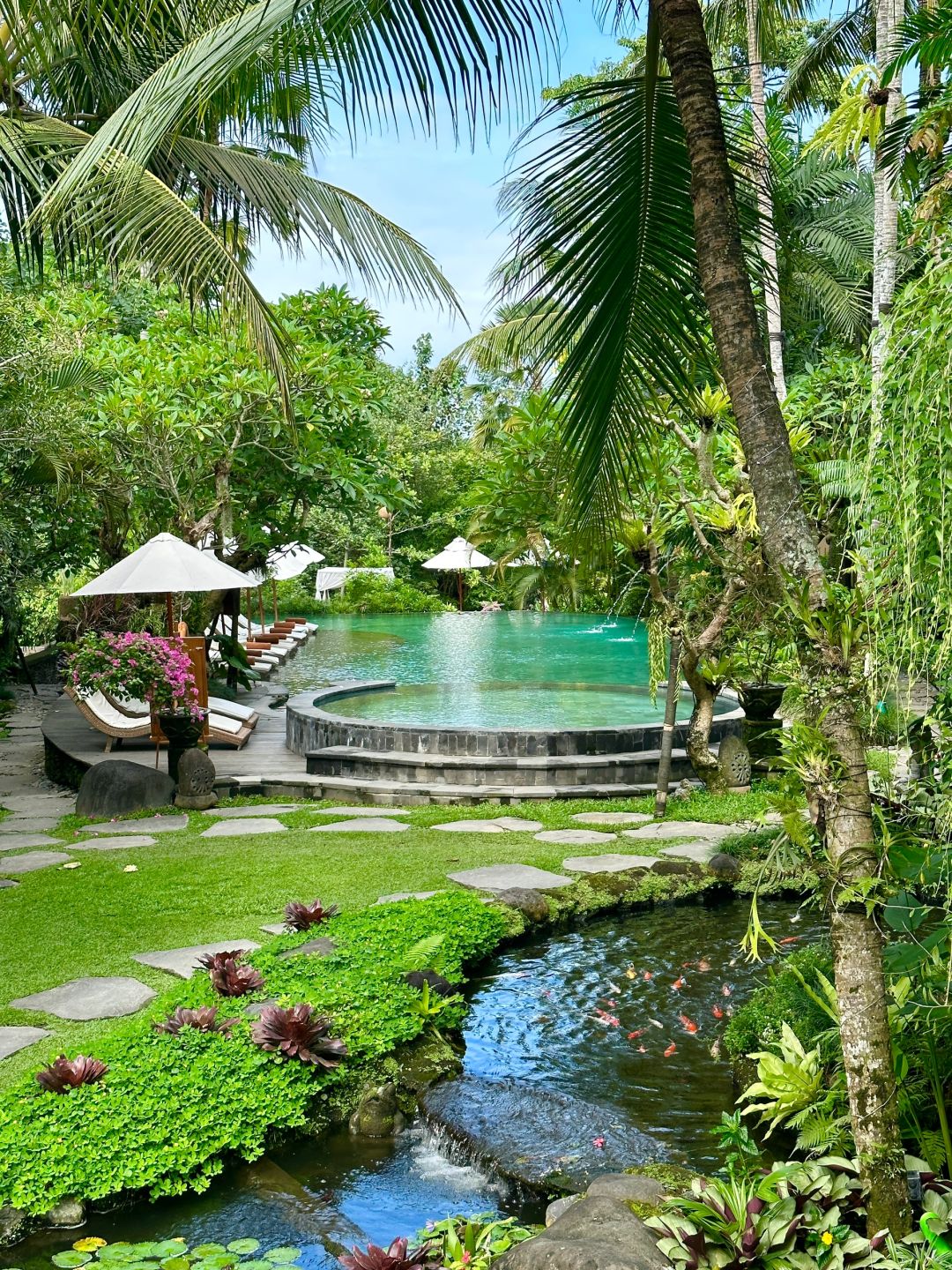 Bali-Kaveri Spa Flower Bath for Couples in Ubud, Bali, Do you want having sex in the bathtub?