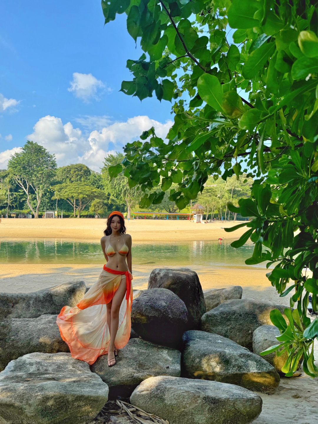 Singapore-Palawan Beach in Singapore feels like a vacation, overlooking Mount Faber and the Strait