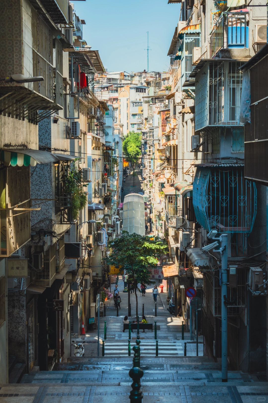 Macao-I took these 10 photos as a souvenir of my two-day and one-night walking tour in Macau