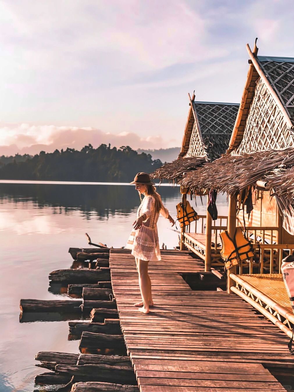 Phuket-Khao Sok National Park, Phuket, 🚶‍♂ the oldest tropical rainforest in Thailand