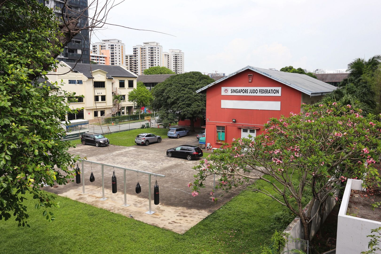 Singapore-Singapore's Geylang Red Light District, Only legal pornographic entertainment venue in Asia