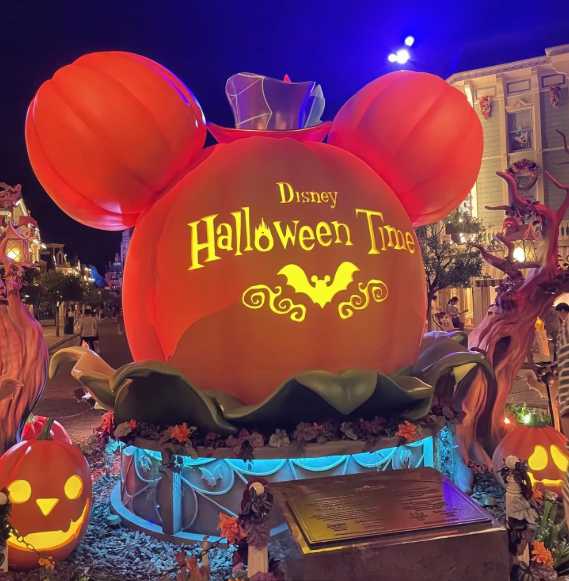 Hong kong-2024 Hong Kong Disney Halloween Event Guide, Mickey Halloween Street Party Float Parade