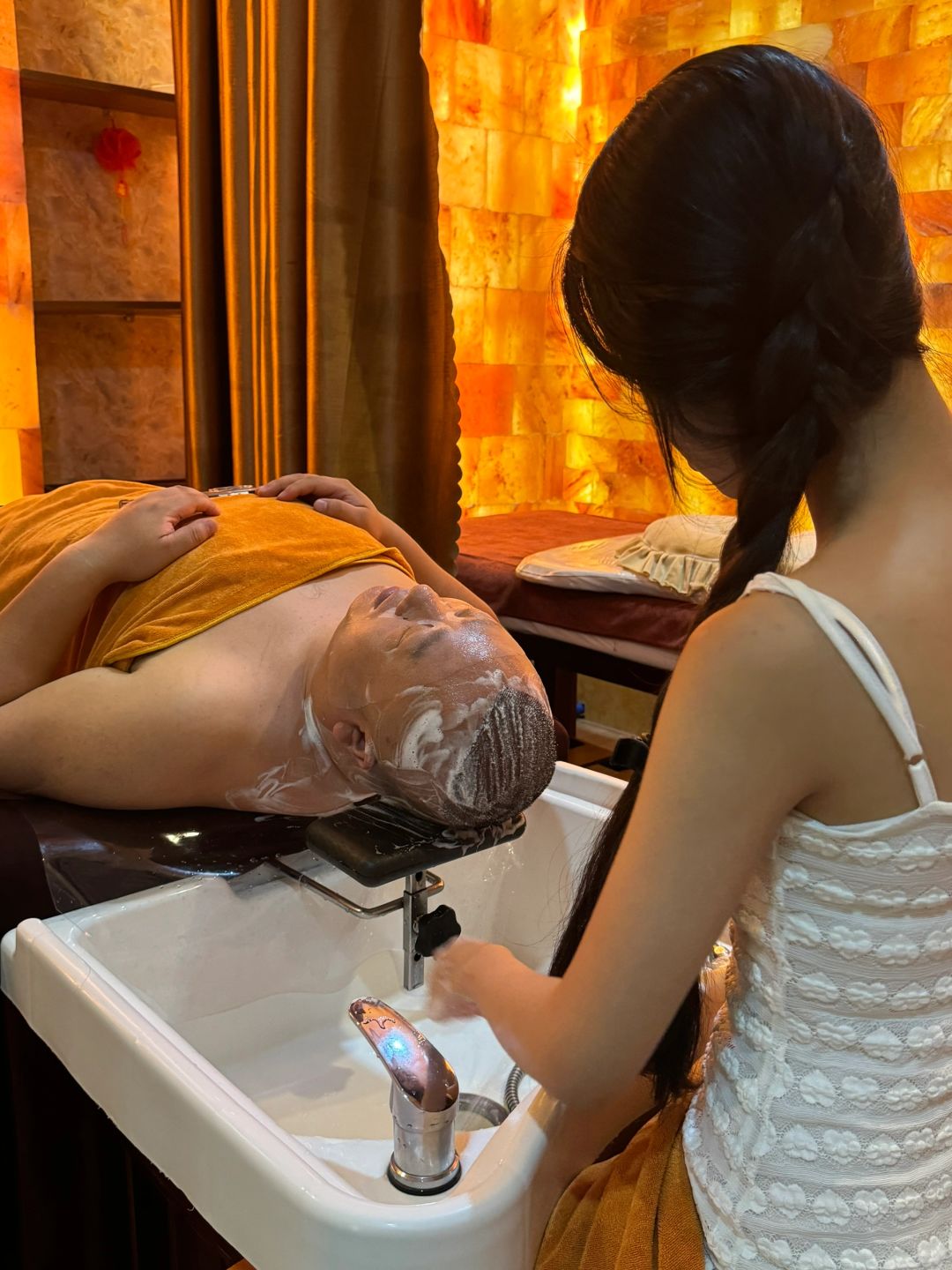 Ho Chi Minh-King Spa in Ho Chi Minh, where you can have a comfortable body massage after drinking