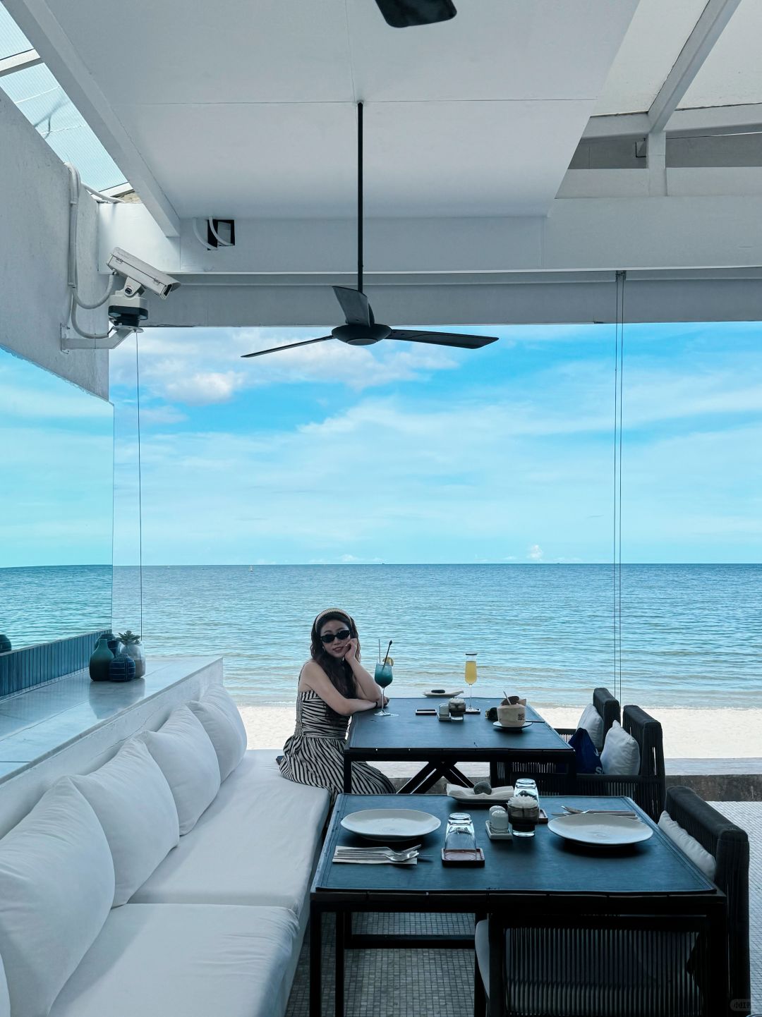 Hua Hin-Putahracsa Hua Hin Resort, mini bar restaurant by the sea for sunrise and afternoon tea