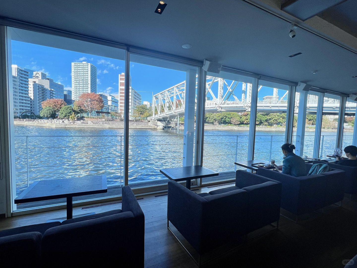 Tokyo-Breadworks x Lily Cakes, Shinagawa, Tokyo, a cafe with beautiful view on the canal