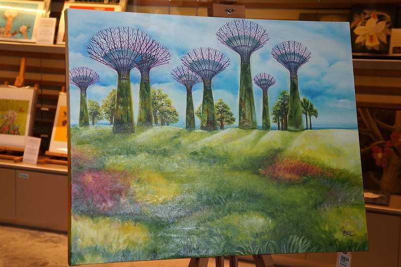 Singapore-Singapore's Gardens by the Bay, 18 "Supertrees" 25 to 50 meters high, and more than 160,000 tropical plants