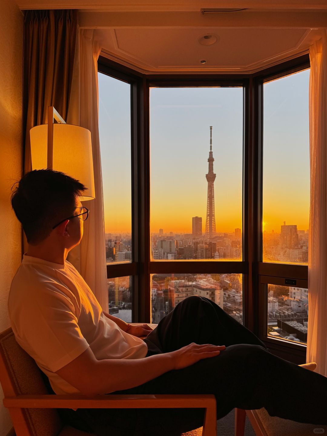 Tokyo-Asakusa View Hotel next to Sensoji Temple, you can see the Tokyo Skytree from your room