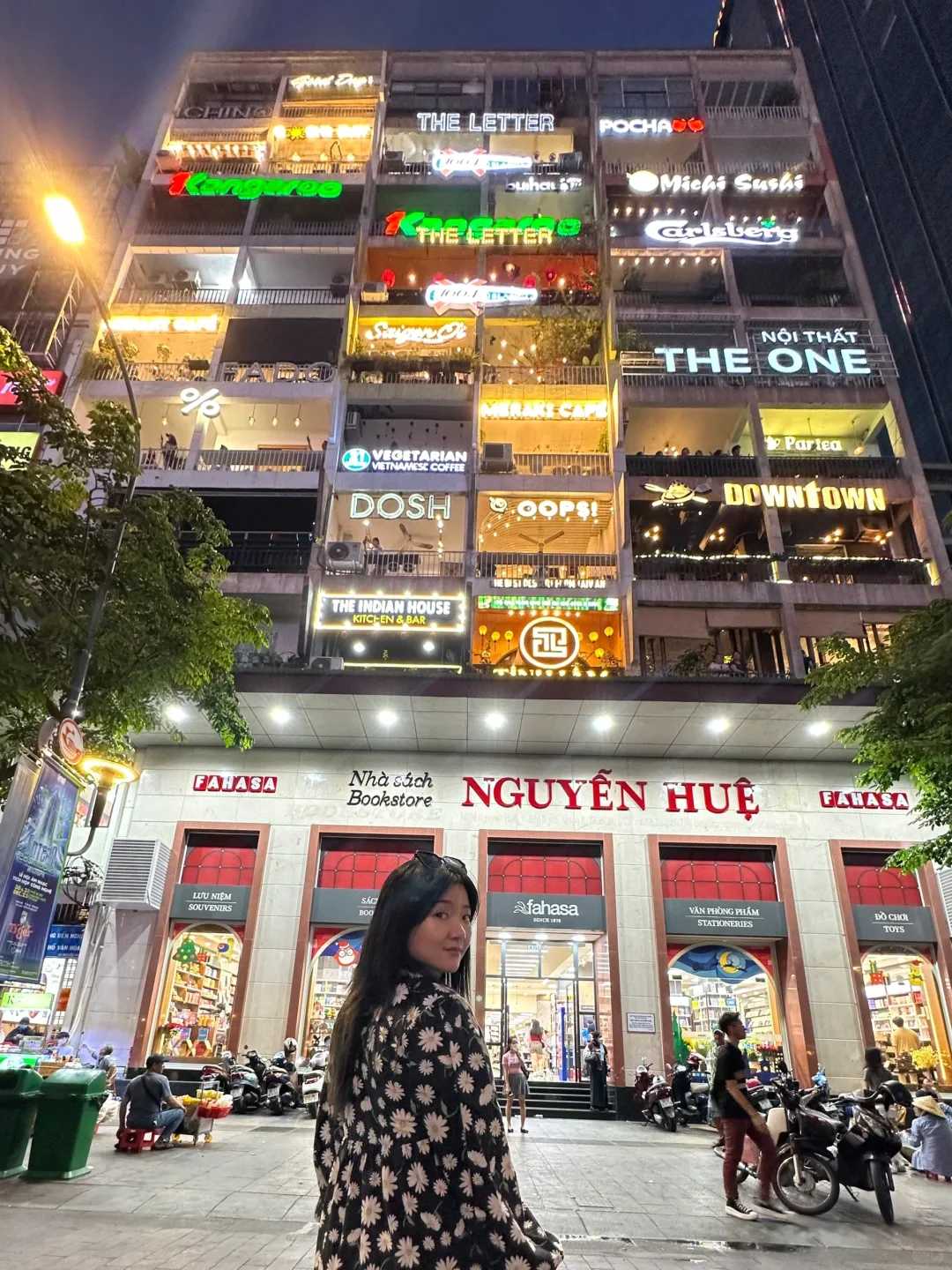 Ho Chi Minh-Travel Plog, the most detailed guide to city walk and shopping routes in Ho Chi Minh City, Vietnam!