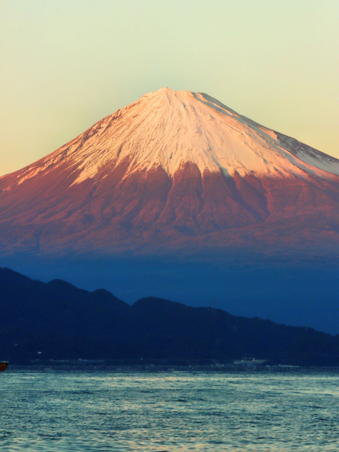 Osaka-Osaka, Japan is a charming tourist destination. Try the various delicacies of Dotonbori