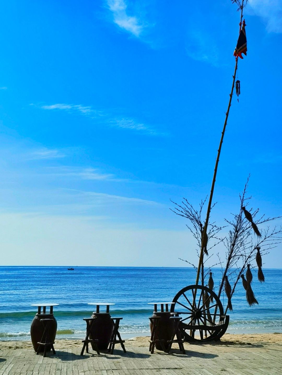 Ho Chi Minh-The small fishing village of Mui Ne in Vietnam, the entire sea area is very well protected