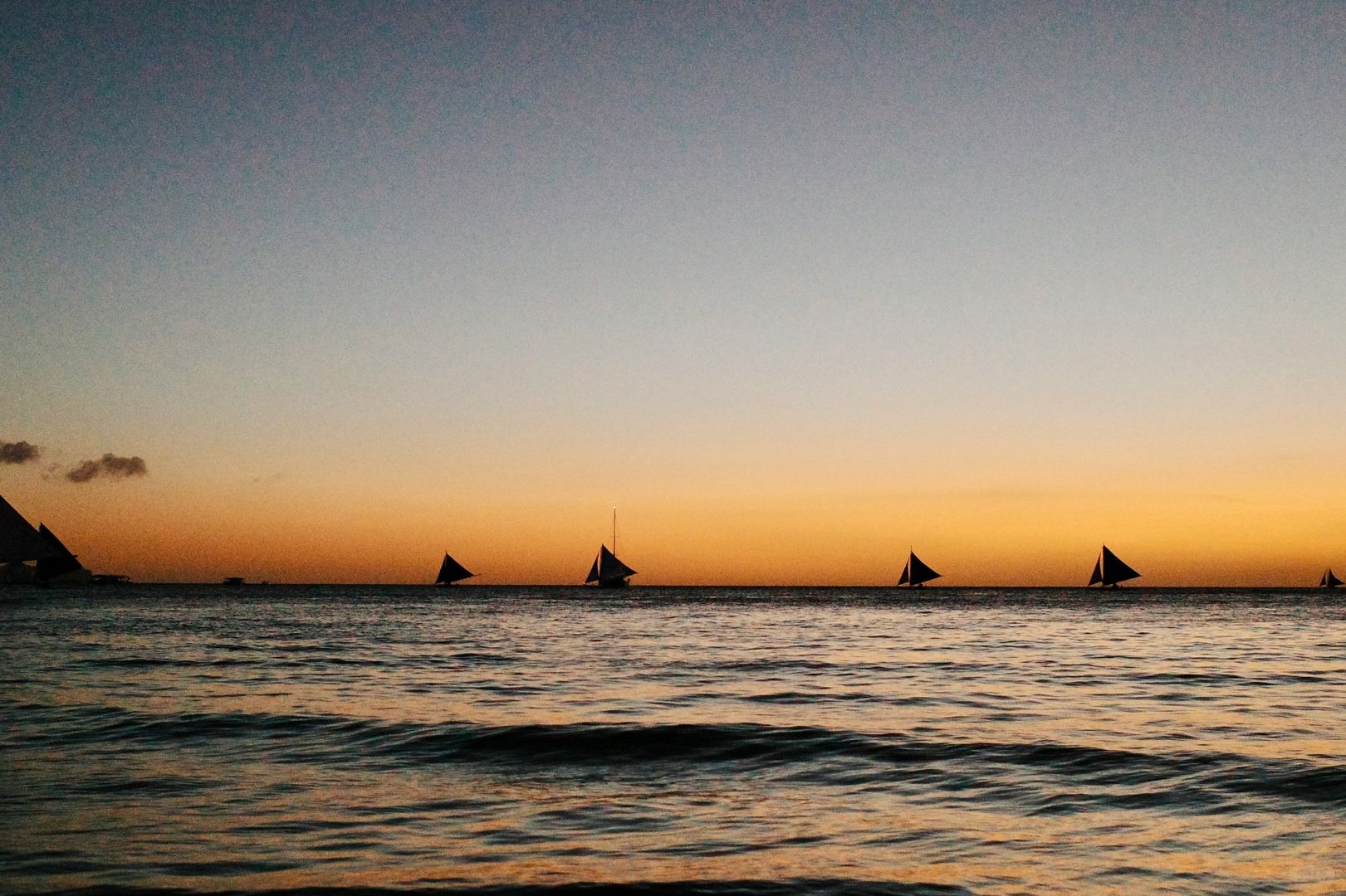 Boracay-Boracay travel guide, Slow-paced, date-watching and sunset-watching destination