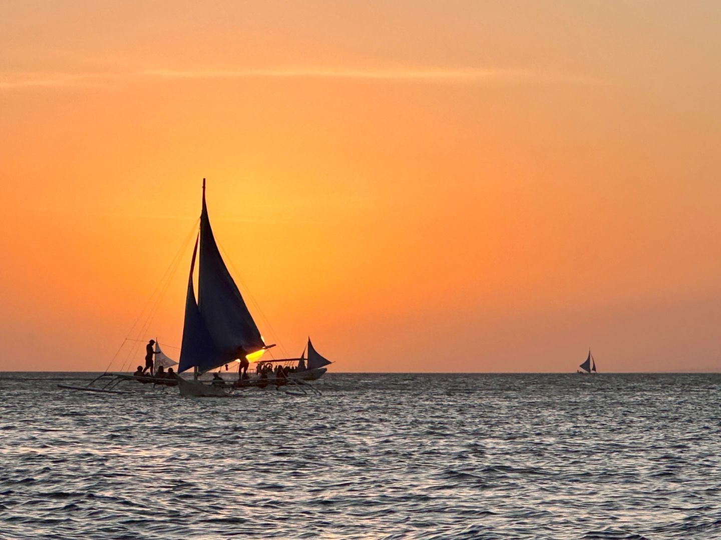 Boracay-Boracay travel guide, Slow-paced, date-watching and sunset-watching destination