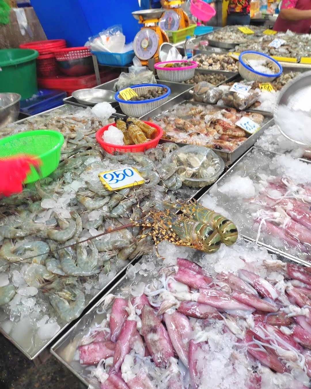 Hua Hin-Where is the most lively place in Hua Hin? Answer: The wet market and the night market