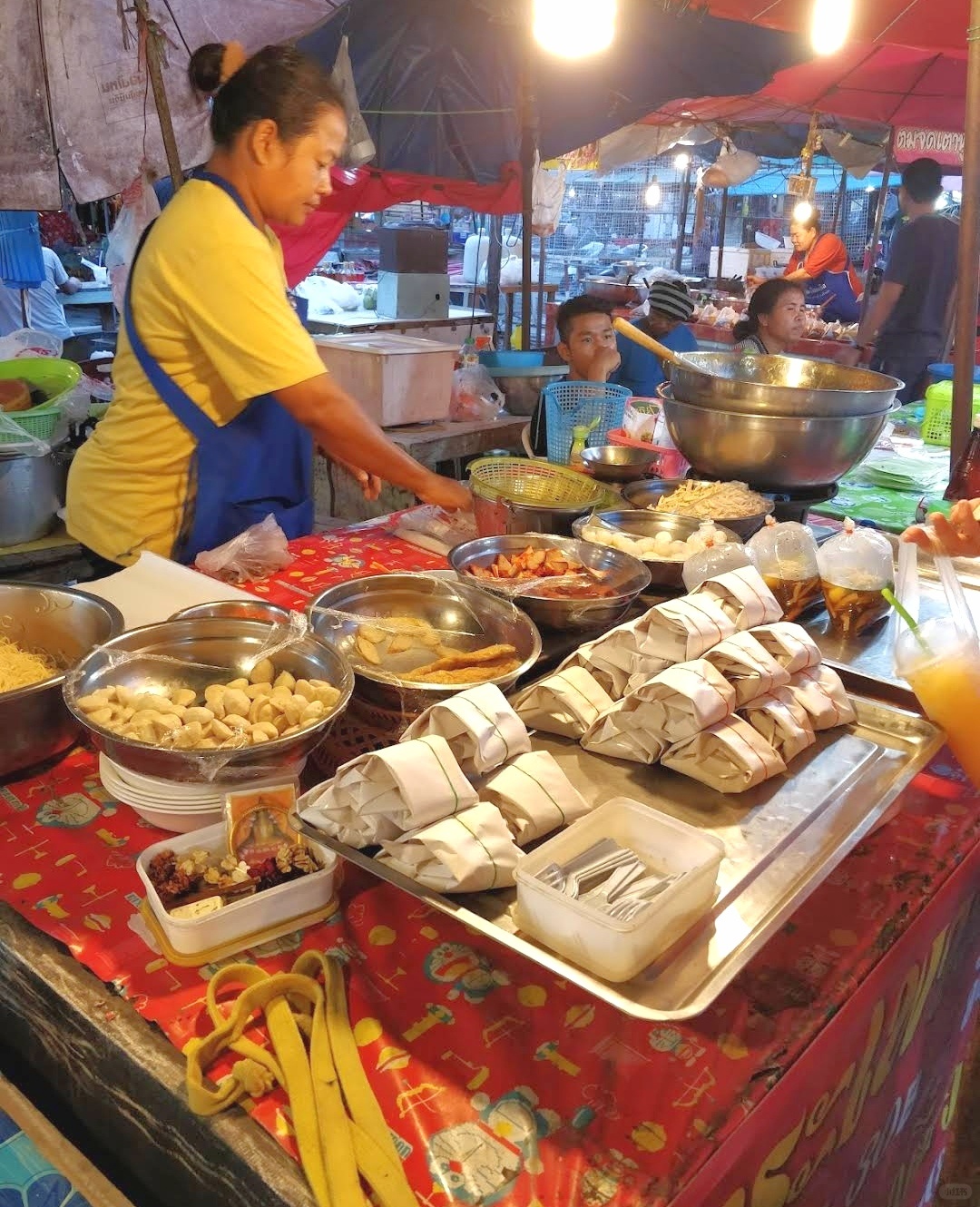 Hua Hin-Where is the most lively place in Hua Hin? Answer: The wet market and the night market