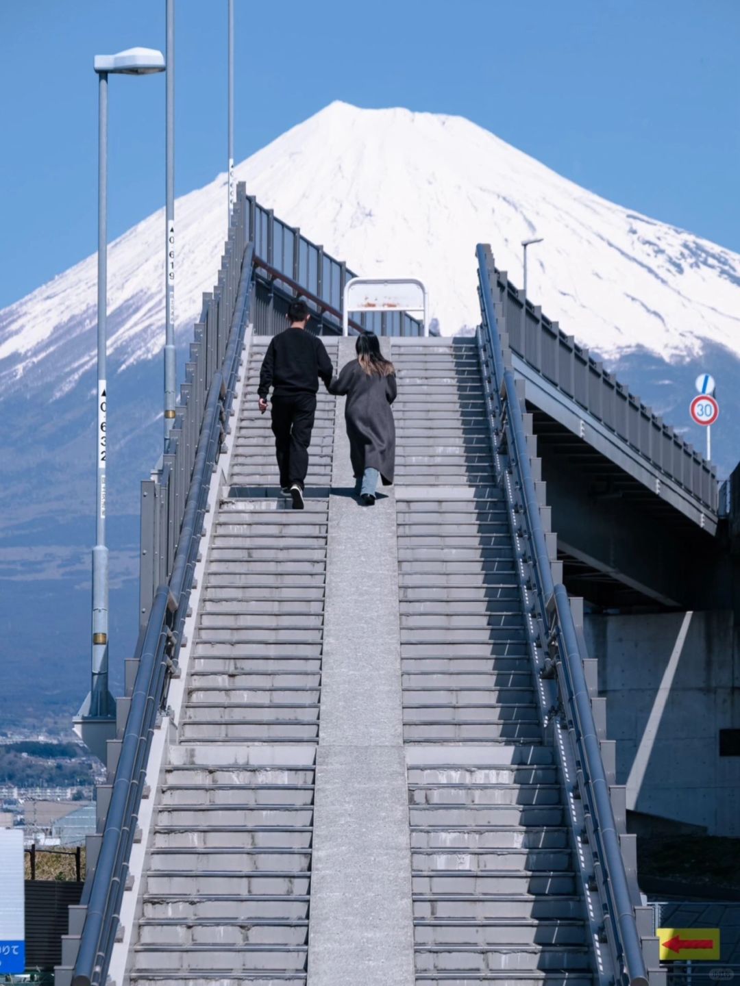 Tokyo-Traveling in Tokyo, collecting different angles of Mount Fuji, it is beautiful all year round