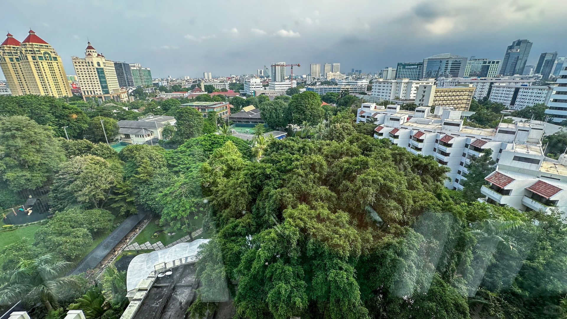 Jakarta-Walking tour of the historical area of ​​the city center in Jakarta, Indonesia Hotel Borobudur