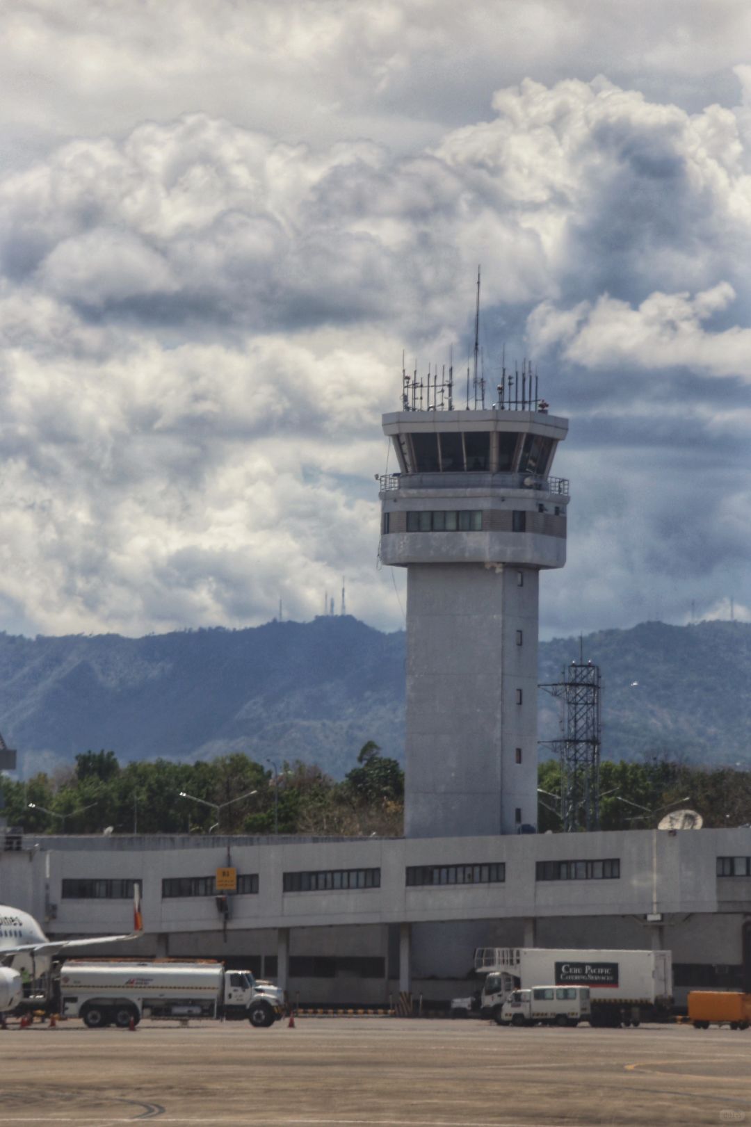 Cebu-Landing at Mactan Airport in Cebu, Philippines, there have been 2 major aviation accidents