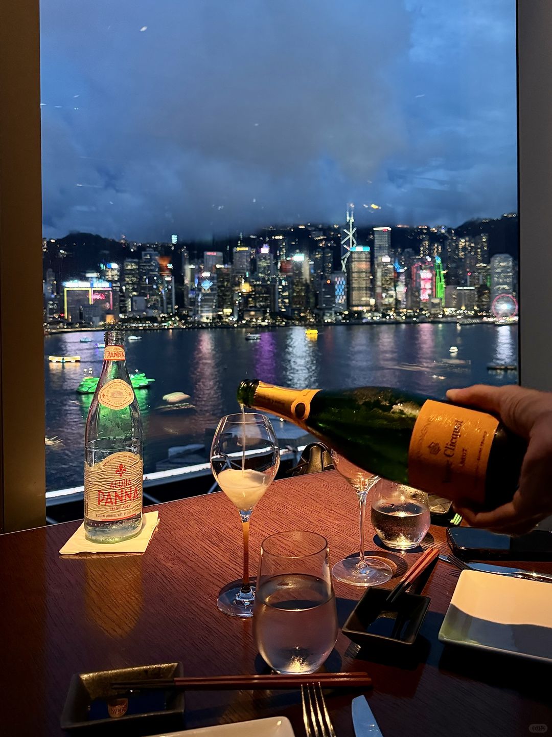 Hong kong-Aqua Hong Kong, Cost-effective high-altitude sea view restaurant worth trying on weekends