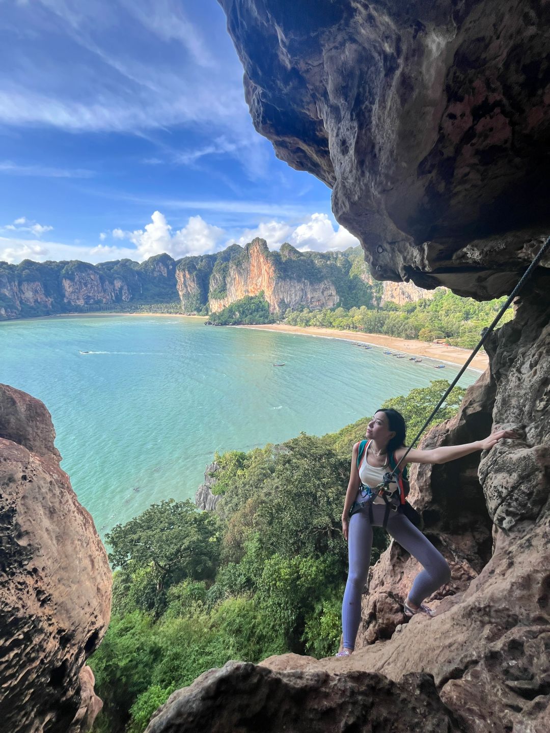 Krabi-The special thing about the trip to Krabi is that a world-famous rock climbing destination