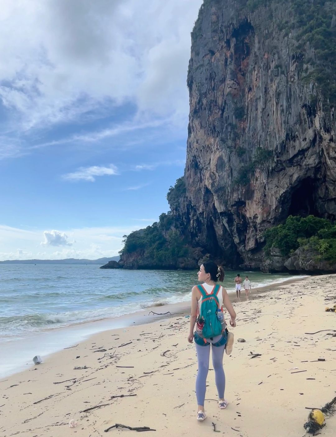 Krabi-The special thing about the trip to Krabi is that a world-famous rock climbing destination