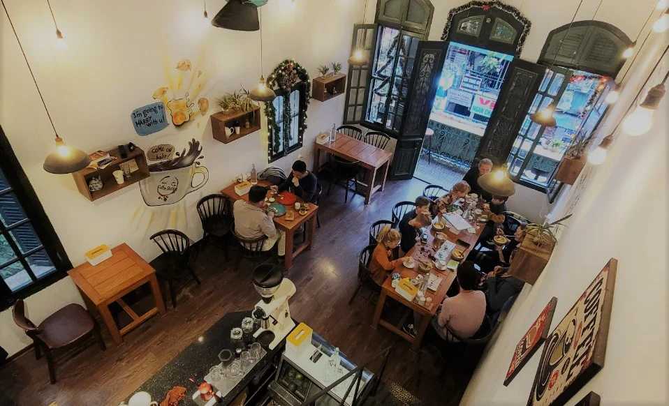 Hanoi-10 must-visit cafes in Hanoi with great atmosphere, Wifi, and sockets for remote workers to take notes quickly!