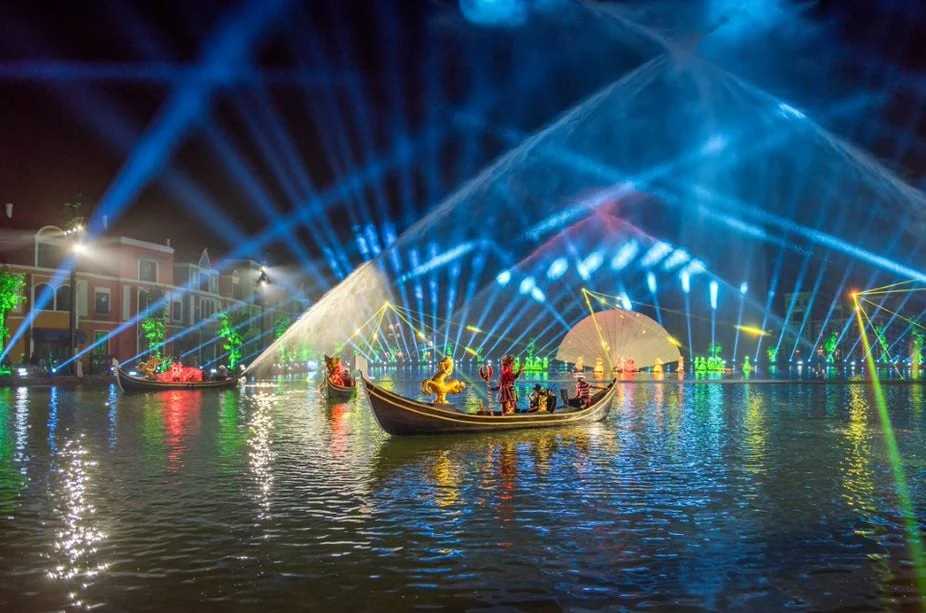 Ho Chi Minh-Phu Quoc Island Free Travel Guide｜Sun, beach, bikini, wonderful performances and large stage show