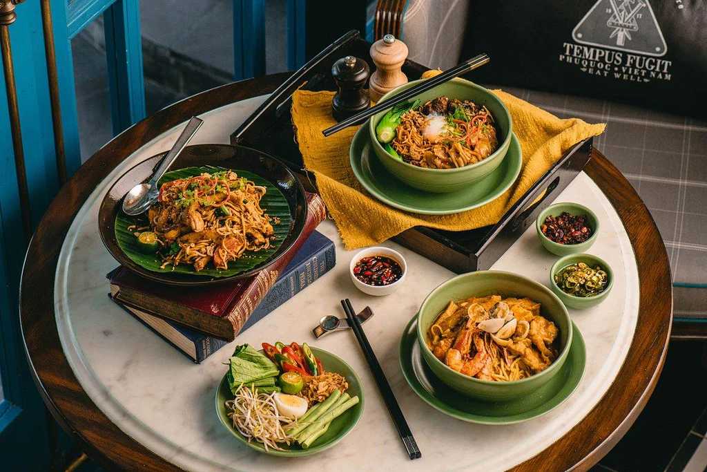 Ho Chi Minh-Eat delicious food at restaurants in Phu Quoc Island! Top 10 Vietnamese Food in Phu Quoc Island