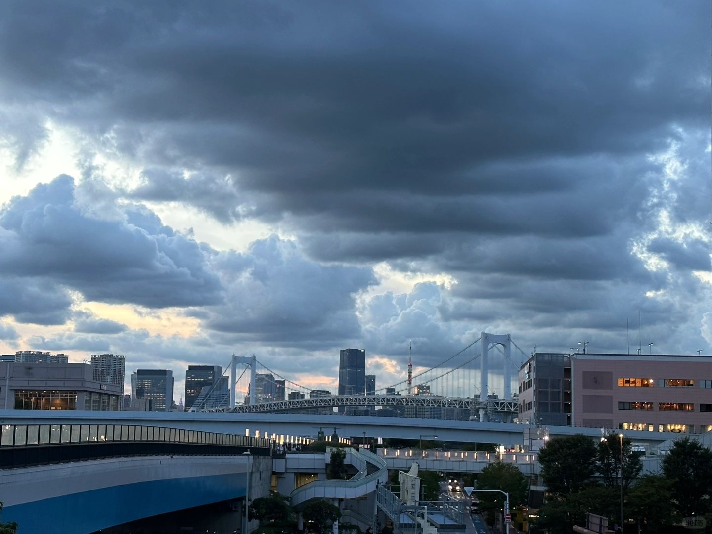 Tokyo-Tokyo Odaiba Seaside Park blows the wind of freedom, the world's third Statue of Liberty