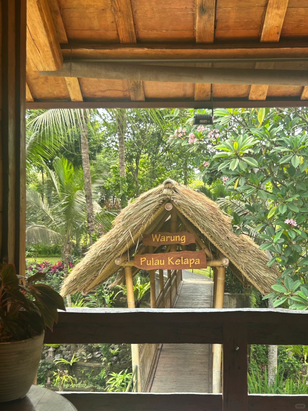 Bali-Warung Pulau Kelapa Restaurant in Ubud, Combination of Balinese and Indonesian specialties