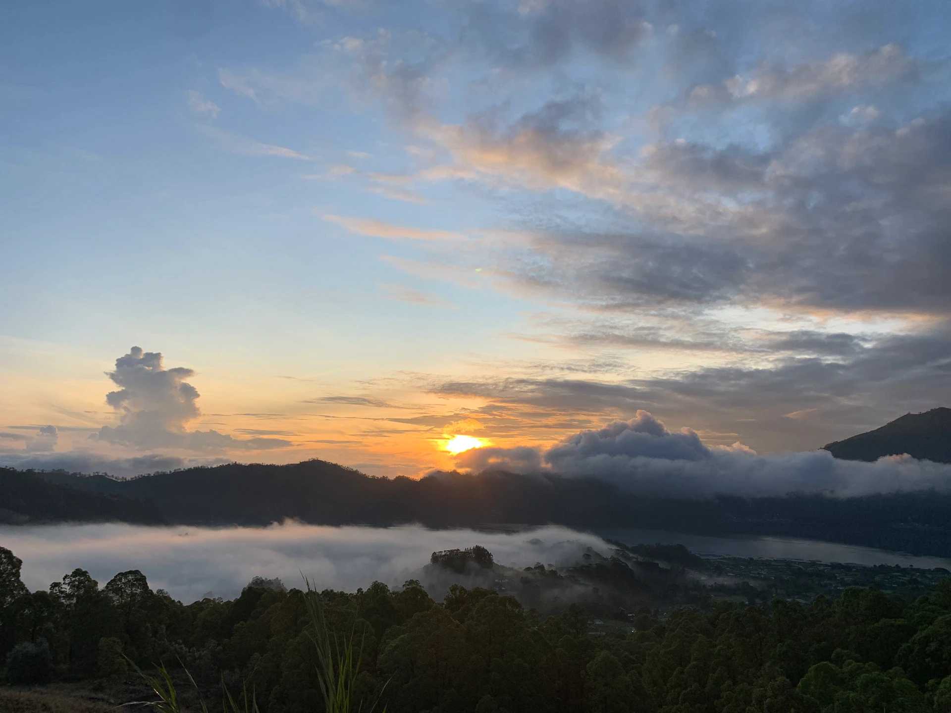 Bali-Mount Batur in Bali, 🌋where lava covered the entire village when it erupted in 1963