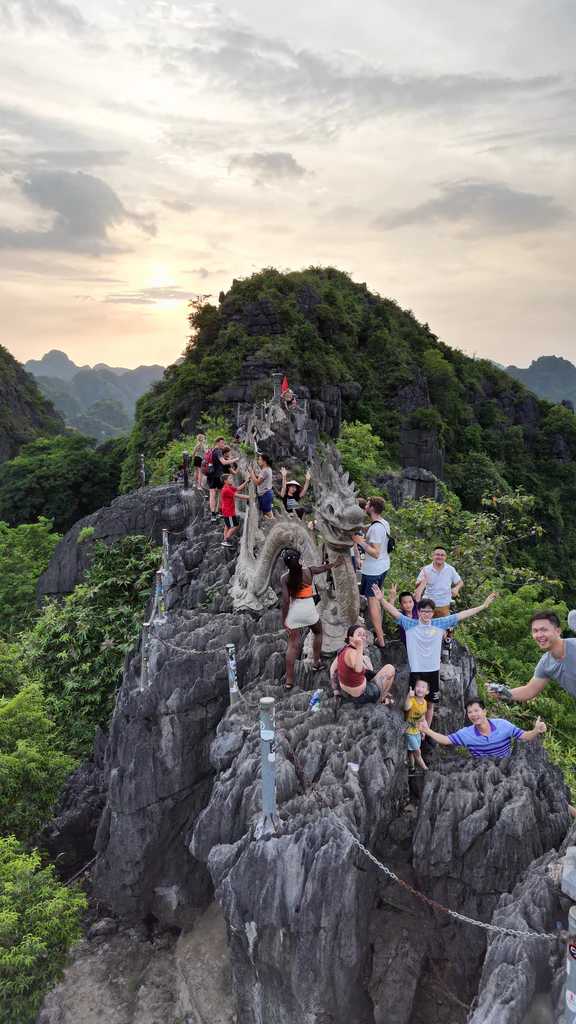 Hanoi-Five must-see attractions in Lulong Bay in northern Vietnam How to enjoy a day trip to Lulong Bay