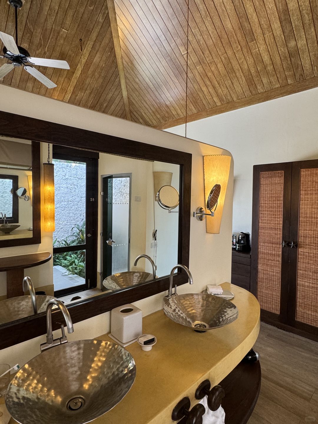 Hua Hin-Sheraton Hua Hin Prachuap Khiri Villas, 200 square meters room for only $100 a night