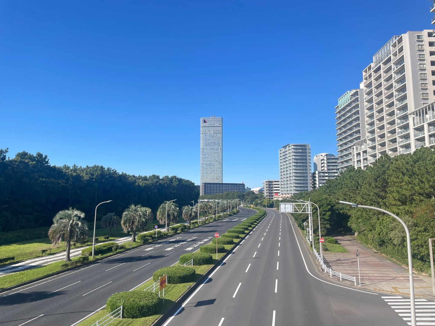 Tokyo-The most distinctive feature of Chiba Makuhari Onsen is the beautiful sea view