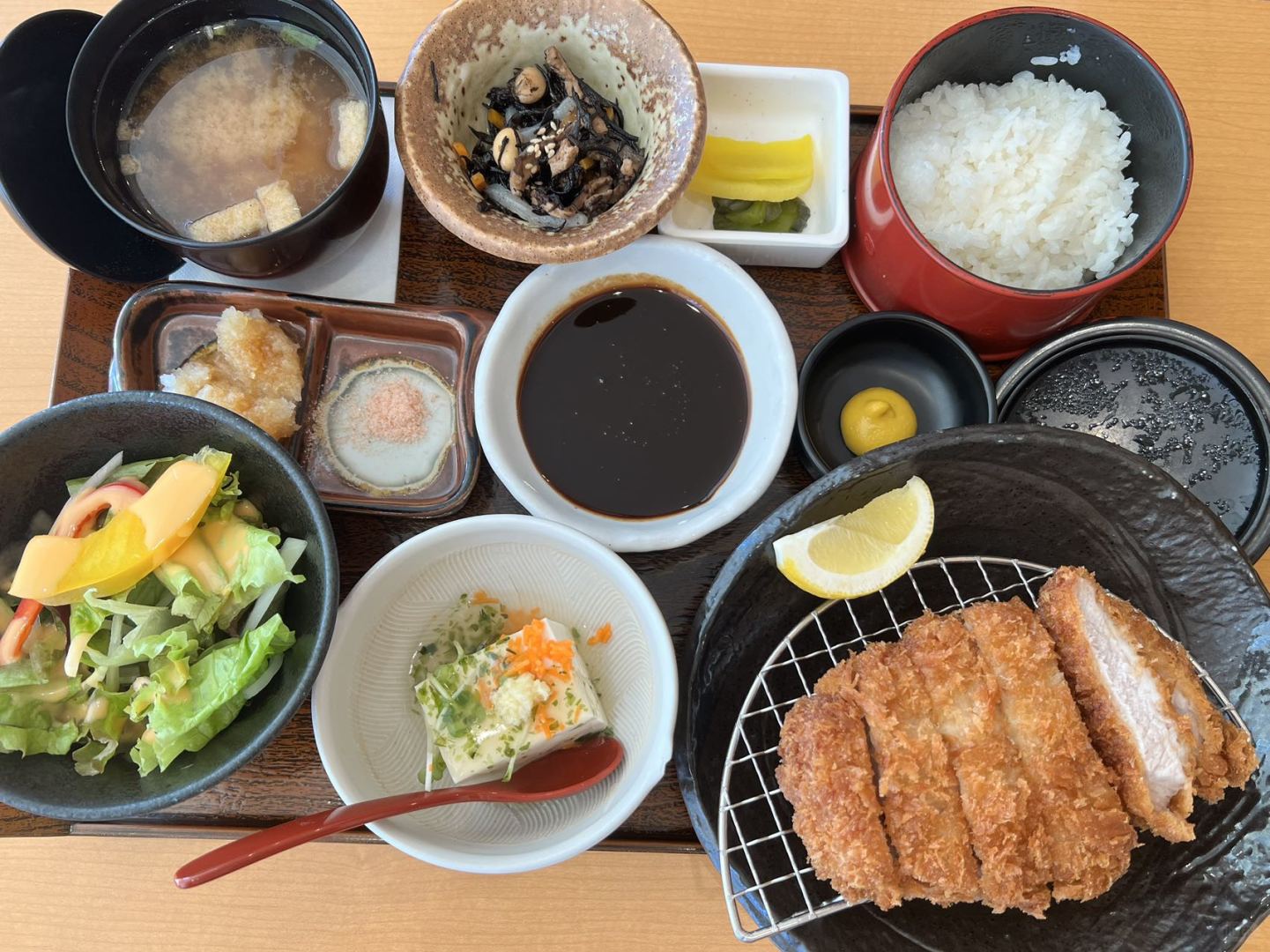 Tokyo-The most distinctive feature of Chiba Makuhari Onsen is the beautiful sea view