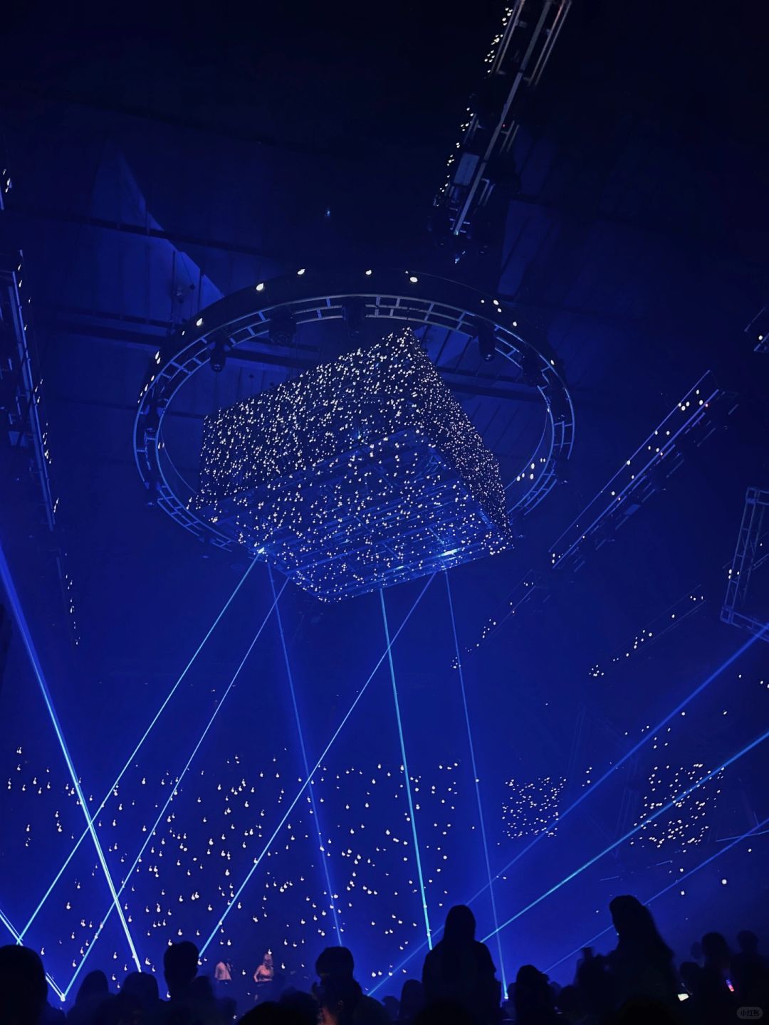 Chengdu/Chongqing-Chengdu | It is indeed a star-style nightclub, it is really amazing！