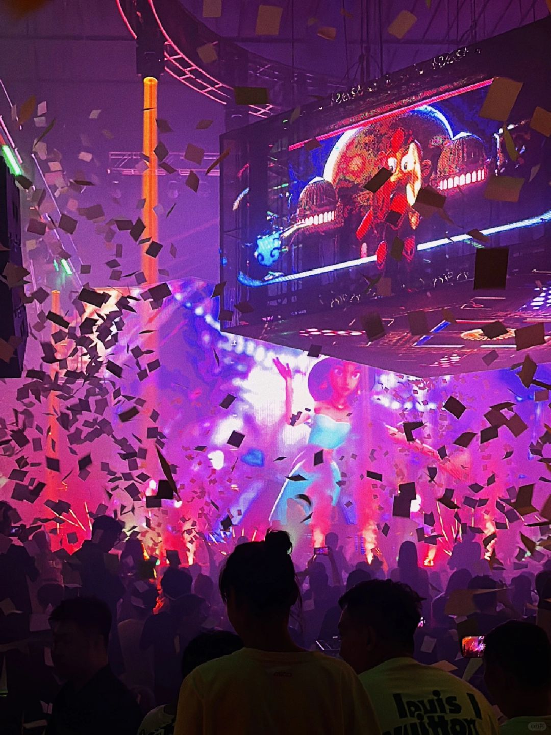 Chengdu/Chongqing-Chengdu | It is indeed a star-style nightclub, it is really amazing！