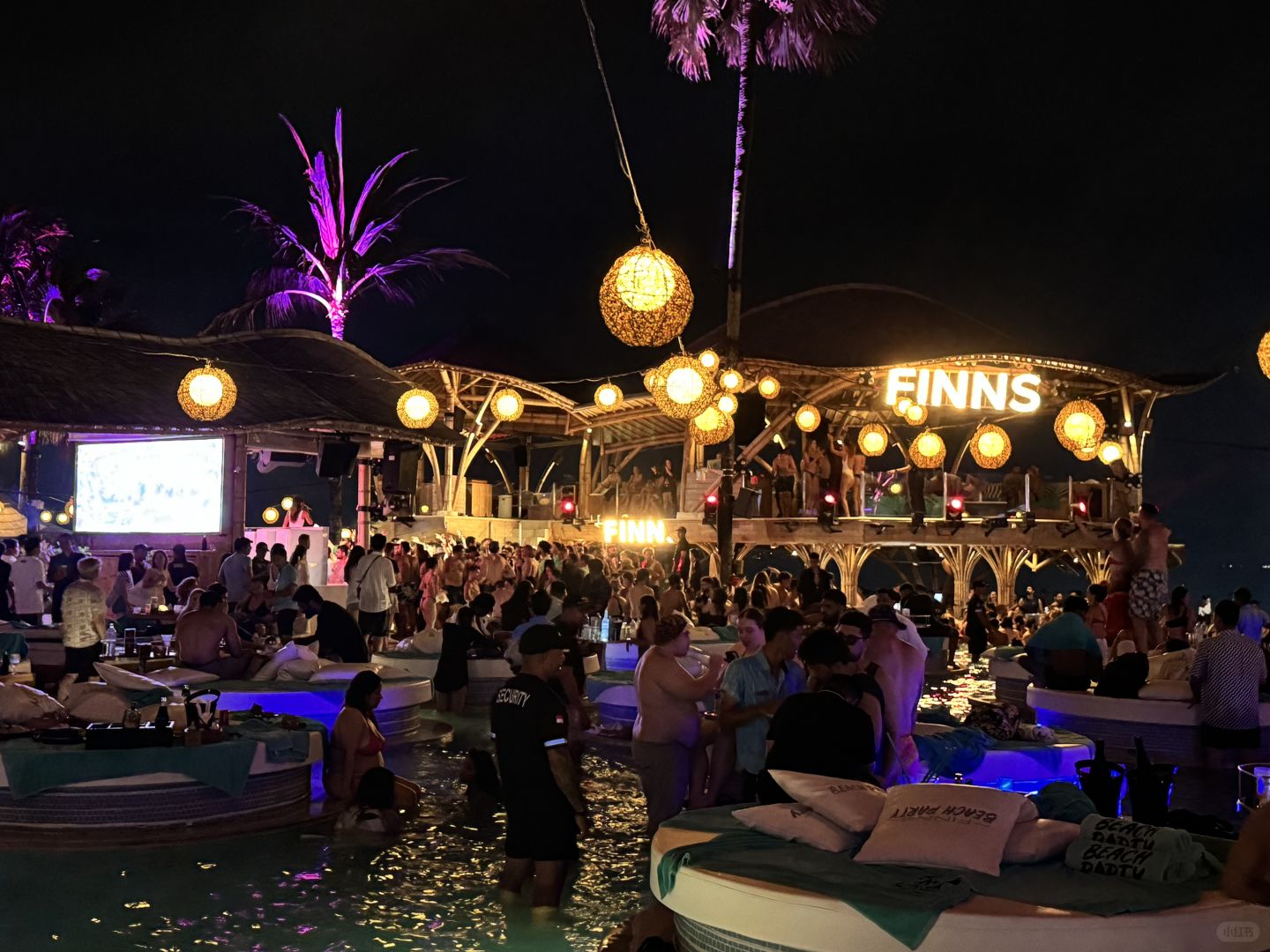 Bali-The Finnish beach club in Bali has shown their enthusiasm from people of all ages!