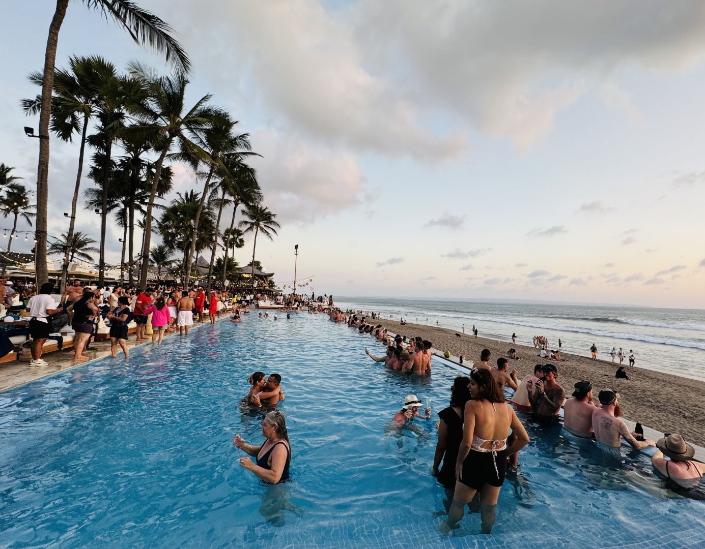 Bali-The Finnish beach club in Bali has shown their enthusiasm from people of all ages!