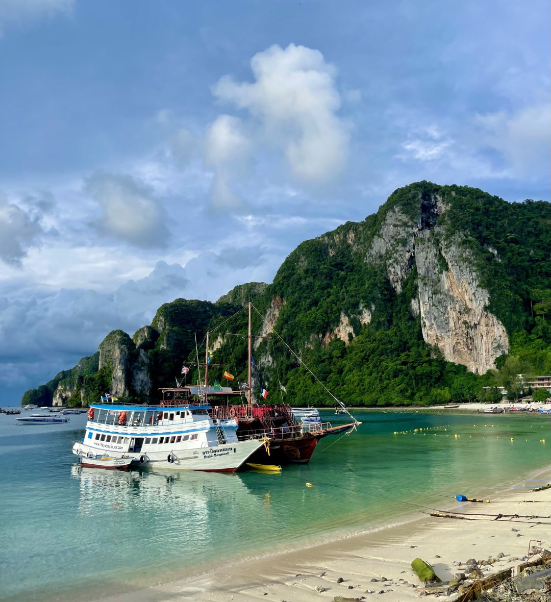 Krabi-Krabi - Phi Phi Island Tour. Boat ticket booking, Muay Thai competition, pineapple fried rice