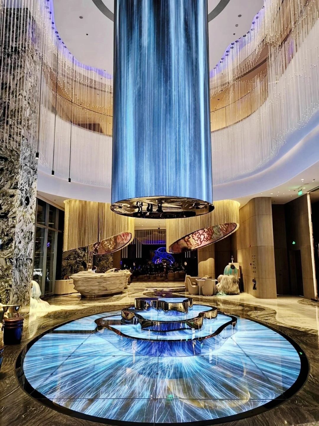 Chengdu/Chongqing-The W Hotel in Chengdu has stylish rooms that cater to the tastes of young people!