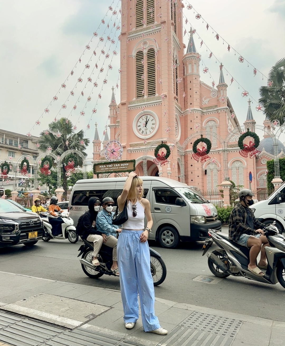 Ho Chi Minh-1-day city walk in Ho Chi Minh City, Vietnam, 👜shopping, food, coffee, bars and shopping