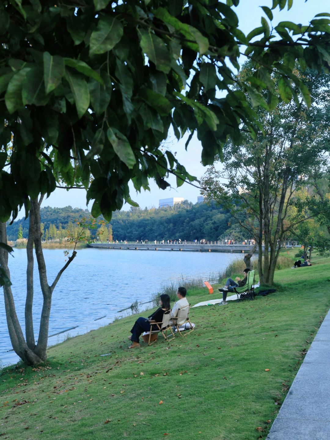 Chengdu/Chongqing-Xinglong Lake Park in Chengdu has beautiful greenways and scenic views along the way!