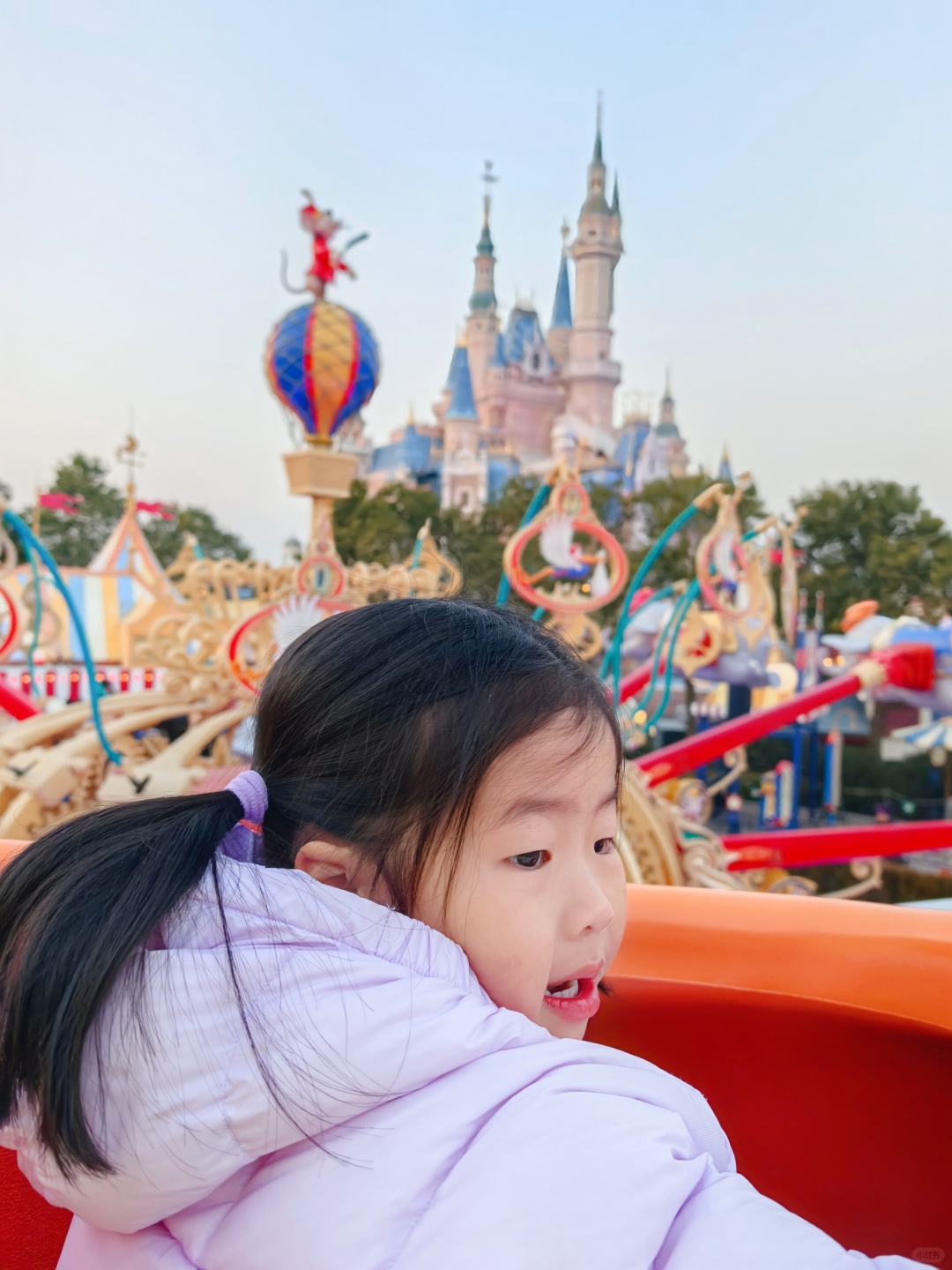 Shanghai/Hangzhou-Shanghai Disneyland, my child and I had a great time!